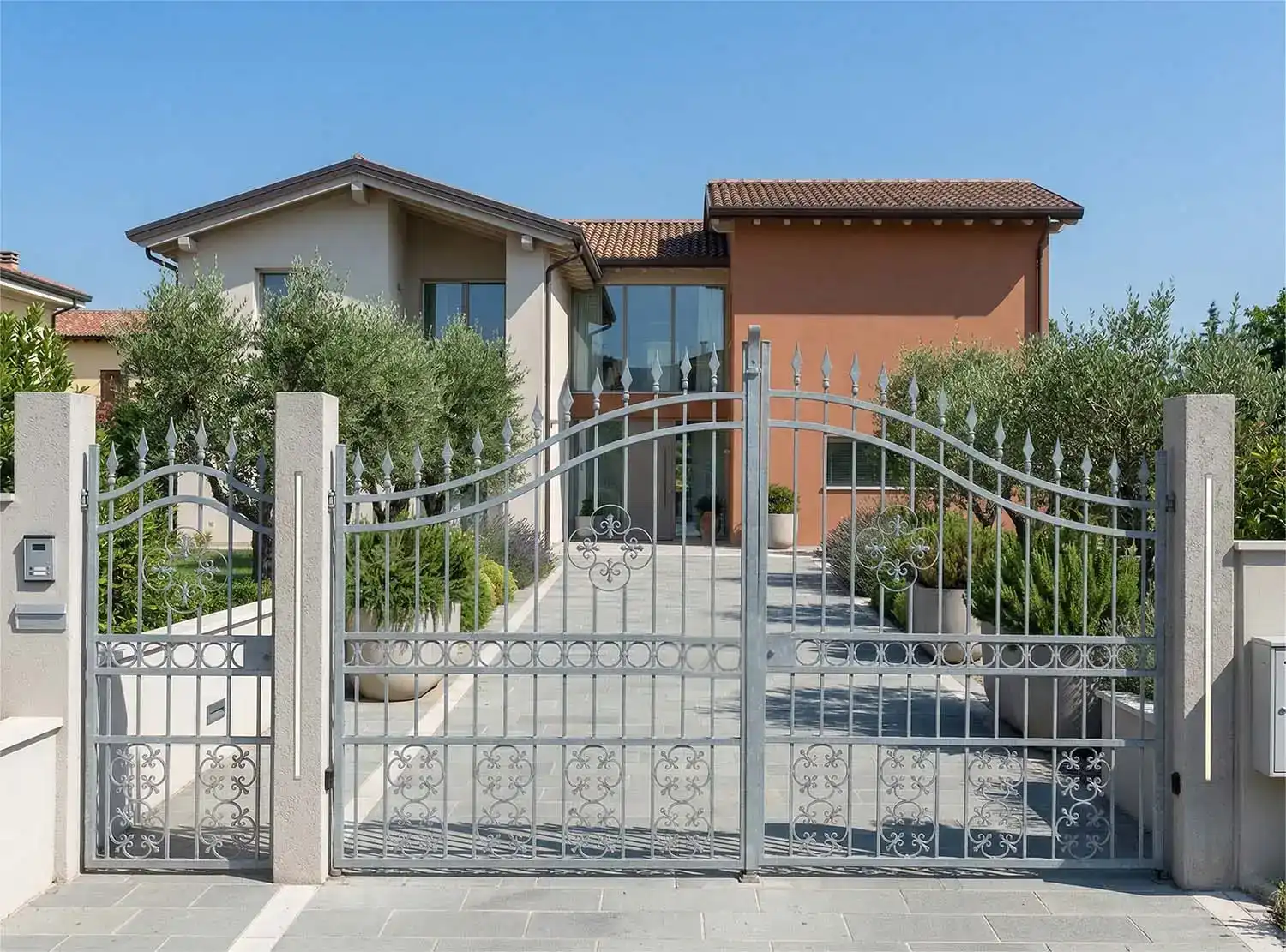 recinzioni zincate villa